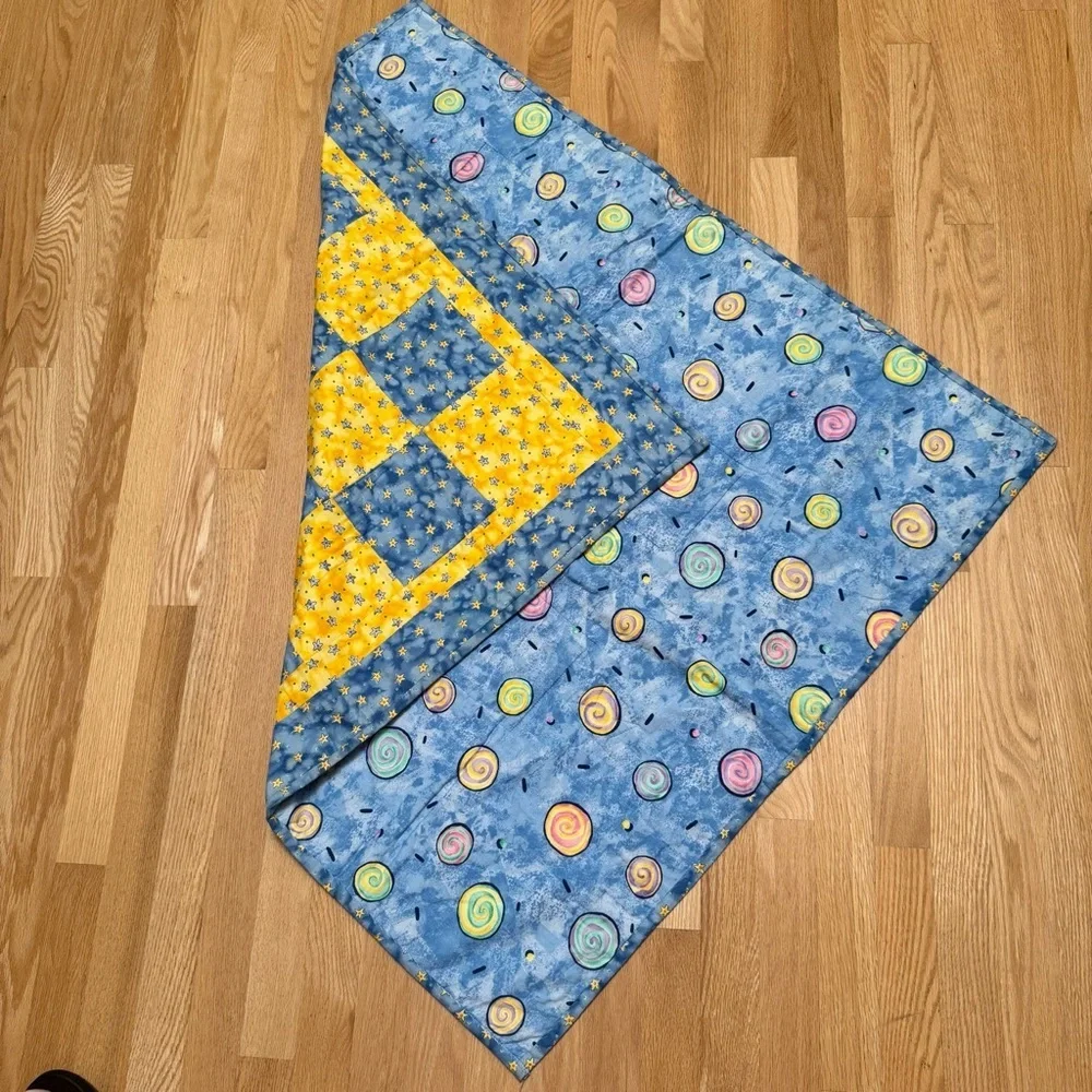 Handcrafted Patchwork Baby Quilt Star Pattern Two Sided Yellow & Blue Unisex
